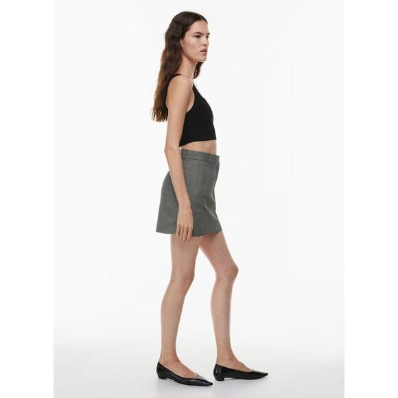 Babaton Sculpt Knit Cropped Tank Top Black - 2XS - Picture 4 of 7